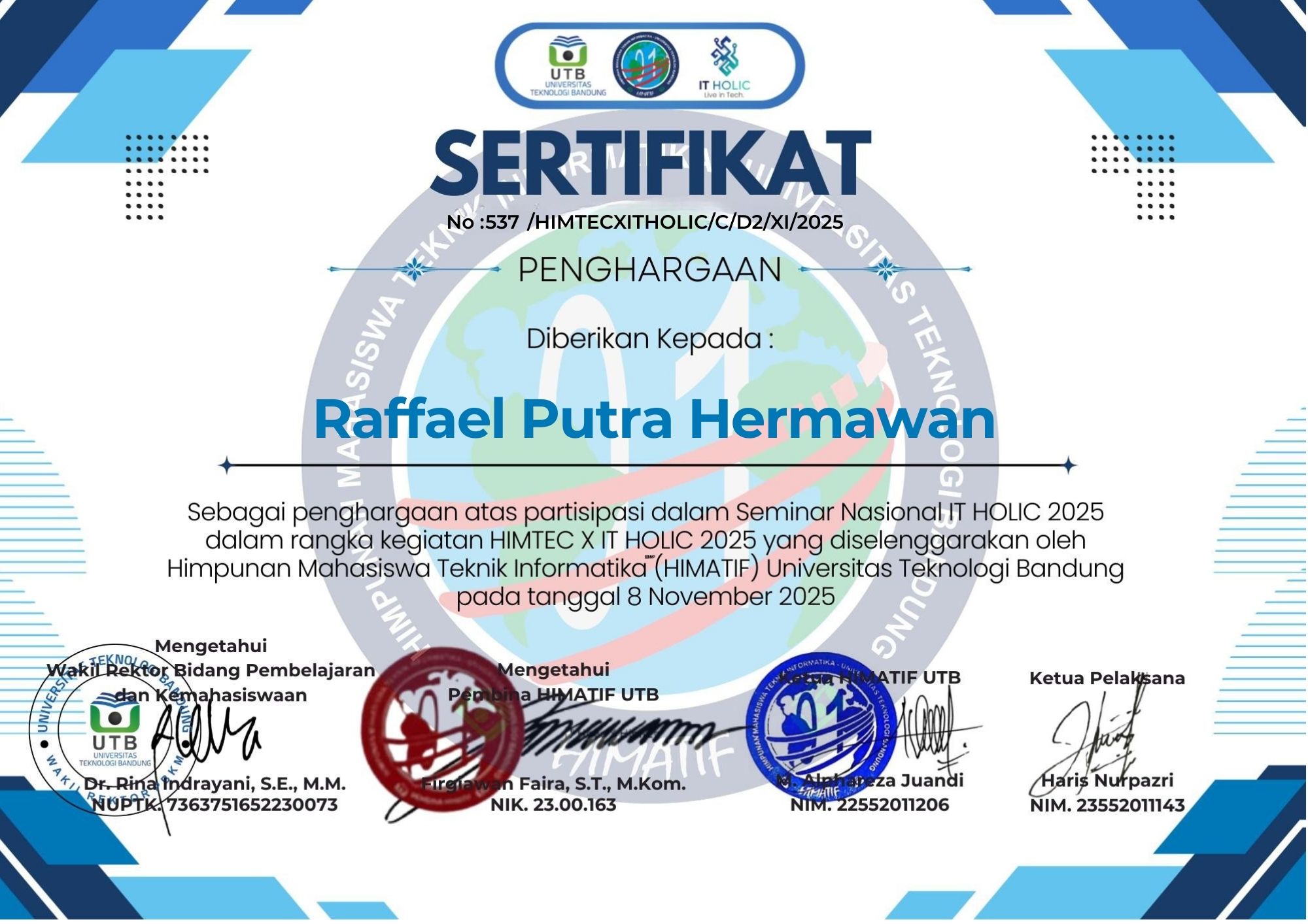 Seminar Nasional IT Holic by Himatif UTB